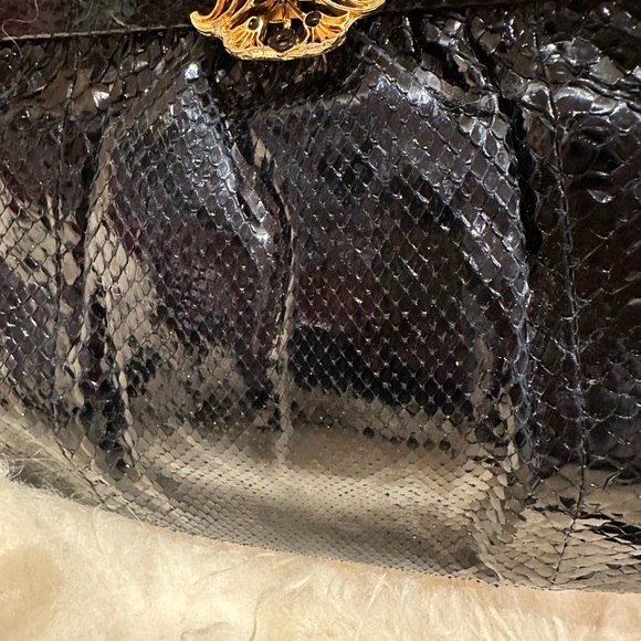 Vintage Mannelli Florence evening bag.